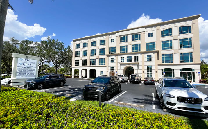 Pictures of Office property located at 3838 Tamiami Trl N, Naples, FL 34103 for lease - image #1