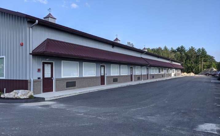 Pictures of Industrial property located at 237 LONDONDERRY TPKE, HOOKSETT, NH 03106-1990 for lease - image #1