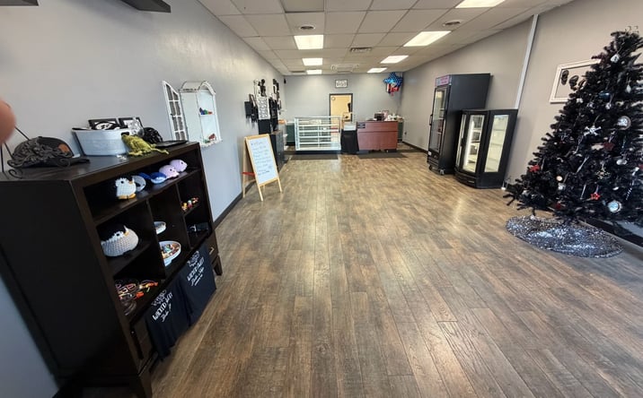 Pictures of Retail, Office property located at 3192 London Road, Eau Claire, WI 54701 for lease - image #1