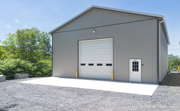 Pictures of Retail, Office, Industrial property located at 151 BROWN RD, PITTSTON, PA 18640 for lease - image #1
