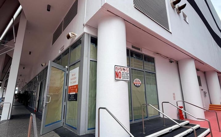 Pictures of Retail property located at 6801 Collins Avenue # 1215, Miami Beach, FL 33141 for lease - image #1