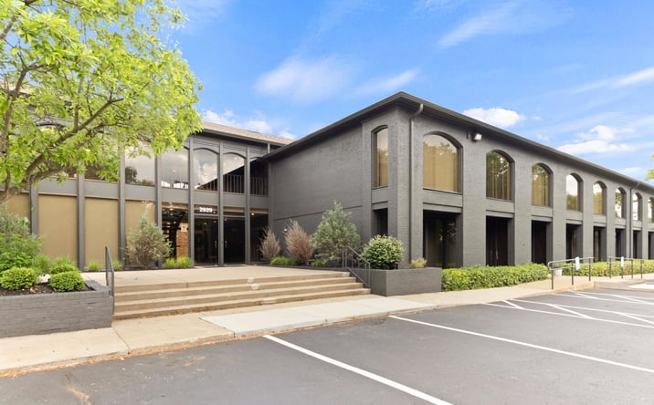 Pictures of Office property located at 2929 Kenny Rd, Columbus, OH 43221 for lease - image #1