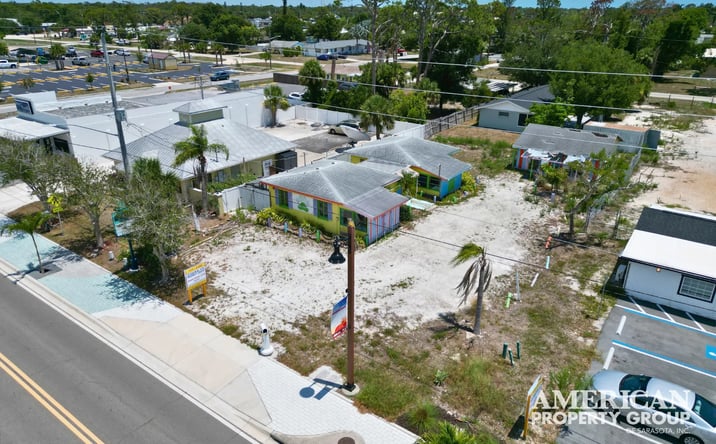 Pictures of Retail property located at 145 West Dearborn Street, Englewood, FL 34223 for lease - image #1