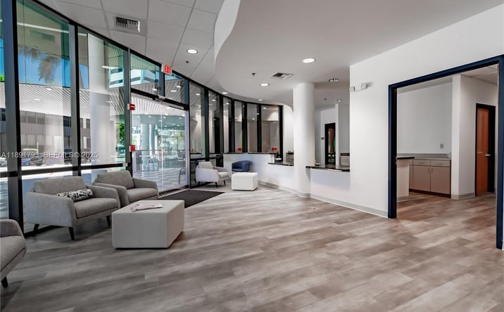 Pictures of Office property located at 410 West 41st Street, Miami Beach, FL 33140 for lease - image #1