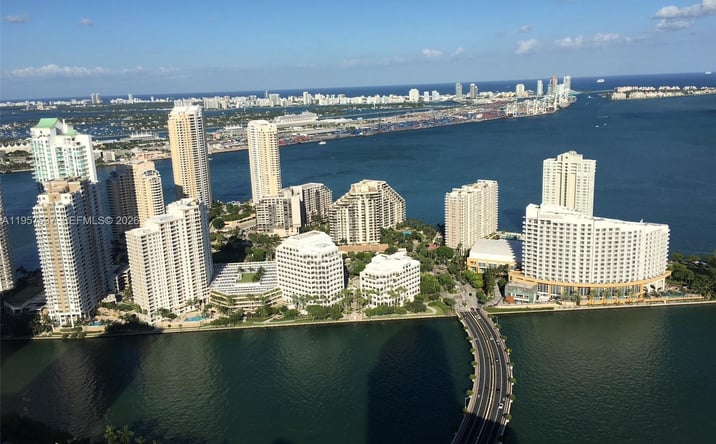 Pictures of Office property located at 520 Brickell Key Drive, Miami, FL 33131 for lease - image #1