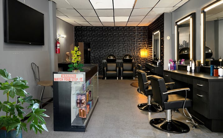 Pictures of Retail property located at 5455 PARK HEIGHTS AVE, BALTIMORE, MD 21215-4625 for lease - image #1