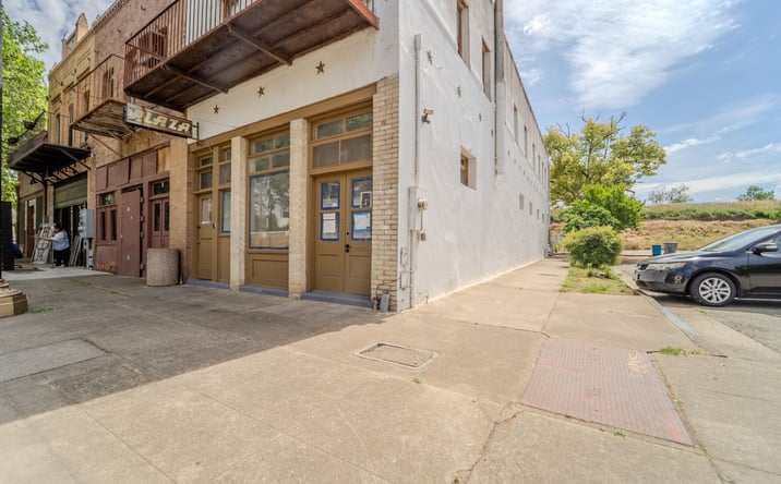 Pictures of Retail, Office property located at 232 1st Street, Marysville, CA 95901 for lease - image #1