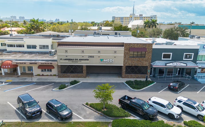 Pictures of Retail, Office property located at 2466 East Commercial Boulevard, Fort Lauderdale, FL 33308 for lease - image #1