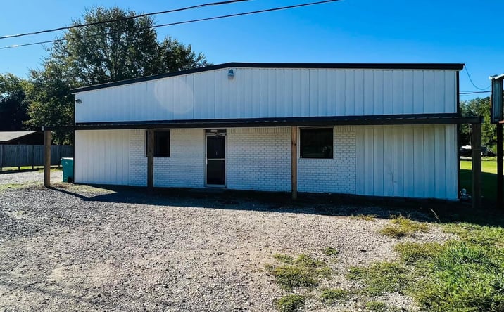 Pictures of Retail, Industrial property located at 3018 Louisiana 754, Sunset, LA 70584 for lease - image #1