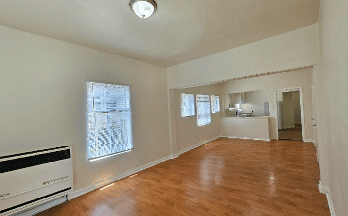 Pictures of Retail property located at 607 Belmont Ave, Los Angeles, CA 90026 for lease - image #1