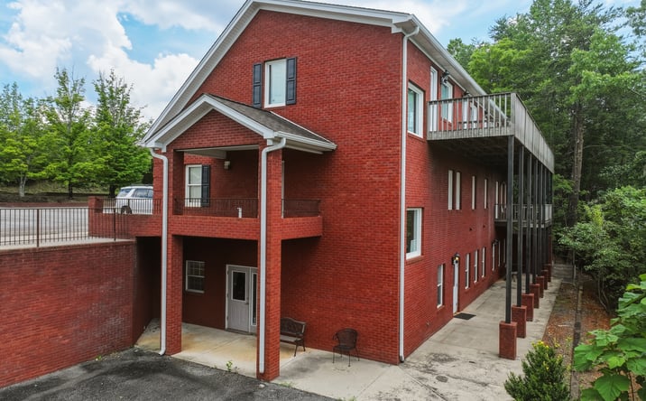 Pictures of Office property located at 70 Mountain Drive, Dahlonega, GA 30533 for lease - image #1