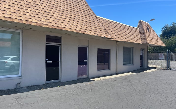 Pictures of Retail, Office, Special Purpose property located at 998 Broadway, Vallejo, CA 94590 for lease - image #1