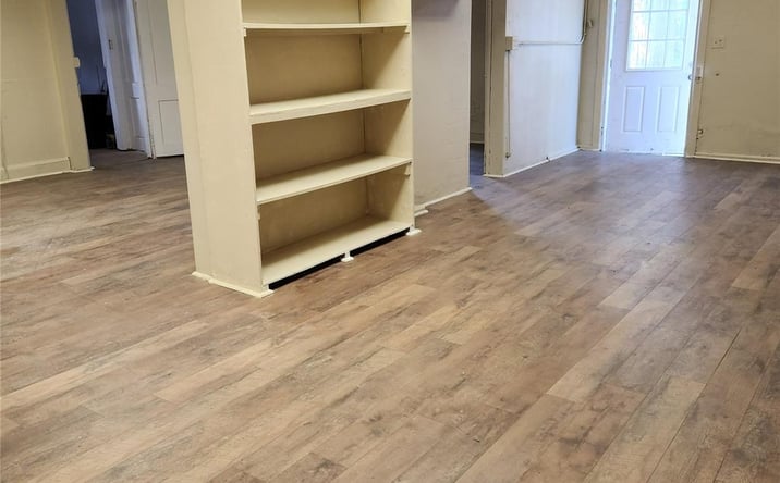 Pictures of Office property located at 547 Violet Avenue, Hyde Park, NY 12538 for lease - image #1