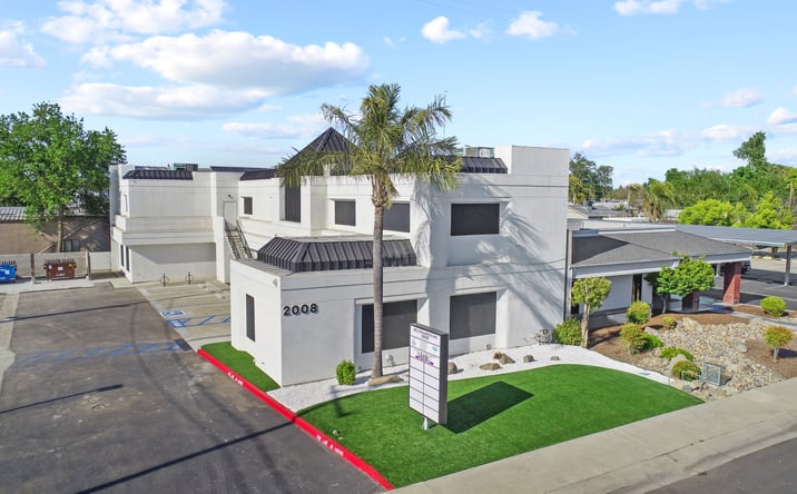 Pictures of Retail, Office, Special Purpose property located at 2008 West Dorothea Avenue, Visalia, CA 93277 for lease - image #1