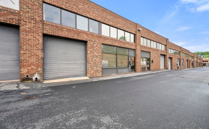 Pictures of Industrial property located at 8480G Tyco Road, Vienna, VA 22182 for lease - image #1