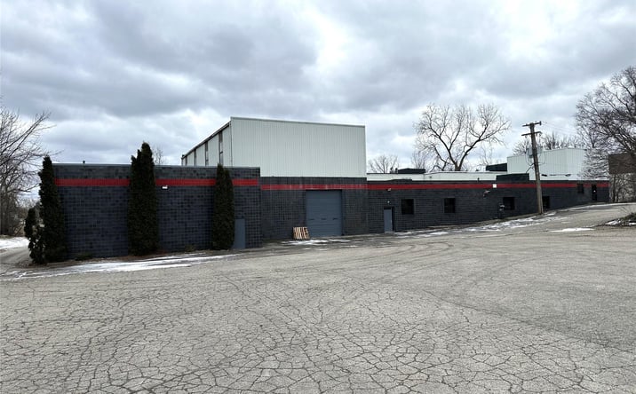 Pictures of Industrial property located at 45237-45241 Grand River Avenue, Novi, MI 48375 for lease - image #1