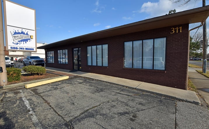 Pictures of Office, Retail property located at 311 SOUTHBOUND GRATIOT Avenue Suite "A", Mt. Clemens, MI 48043 for lease - image #1