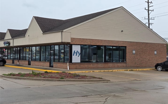Pictures of Office, Retail property located at 30502 23 Mile Road, Chesterfield, MI 48047 for lease - image #1