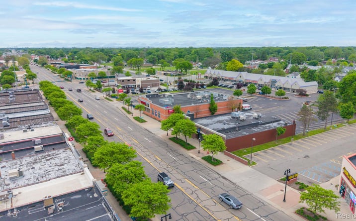Pictures of Office property located at 29525 Ford Road, Garden City, MI 48135 for lease - image #1