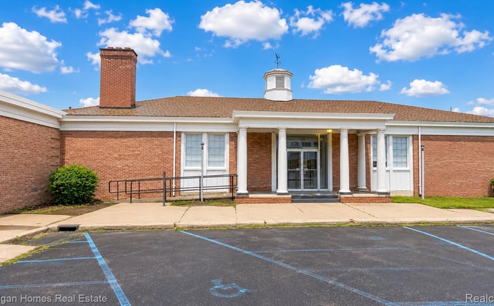 Pictures of Office, Retail property located at 770 E MT. MORRIS Street, Mt. Morris, MI 48458 for lease - image #1