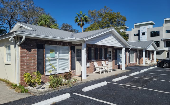 Pictures of Retail, Office property located at 167 6th Street Southwest, Largo, FL 33770 for lease - image #1