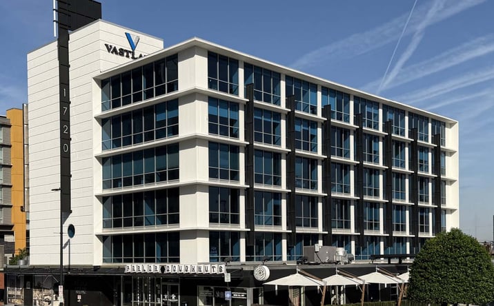 Pictures of Office property located at 1720 West End Ave, Nashville, TN 37203 for lease - image #1
