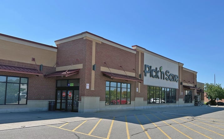 Pictures of Retail property located at 2931 S. Chicago Avenue, South Milwaukee, WI 53172 for lease - image #1