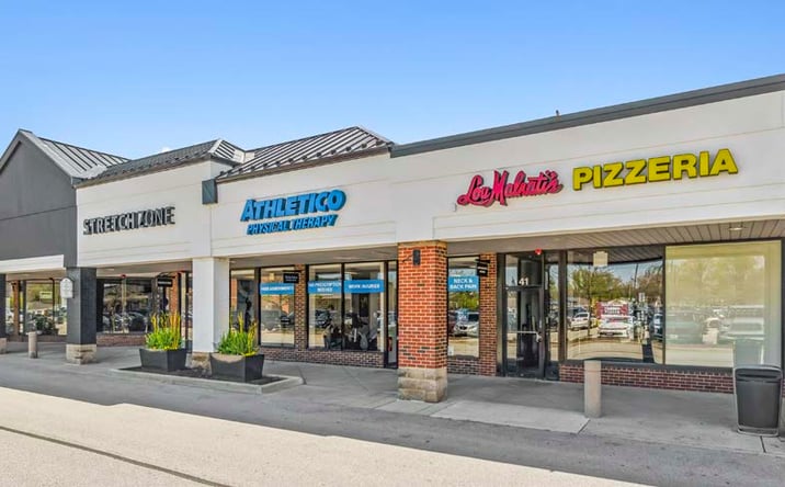 Pictures of Retail property located at SWC 47th Street & Willow Springs Road, Western Springs, IL 60558 for lease - image #1