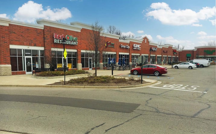 Pictures of Retail property located at 10500-10600 Highland Road, Hartland, MI 48353 for lease - image #1