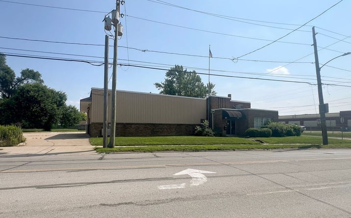 Pictures of Industrial property located at 25 W. Sylvania Avenue, Toledo, OH 43612 for lease - image #1