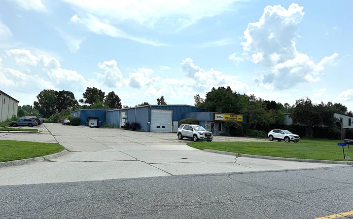 Pictures of Industrial property located at 4405 Wyland Drive, Elkhart, IN 46516 for lease - image #1