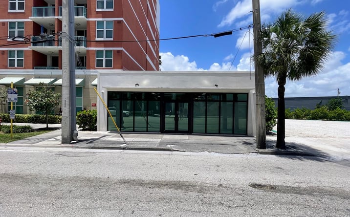 Pictures of Office, Retail property located at 643 N Andrews Avenue, Fort Lauderdale, FL 33311 for lease - image #1