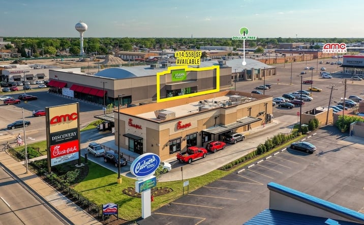 Pictures of Retail property located at 4514 N Harlem Avenue, Norridge, IL 60706 for lease - image #1