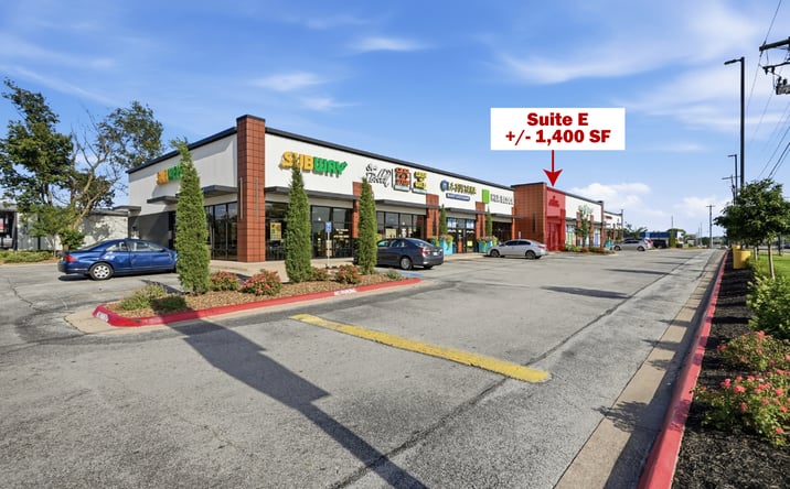 Pictures of Retail, Office property located at 2111 South Old Missouri Road, Springdale, AR 72764 for lease - image #1