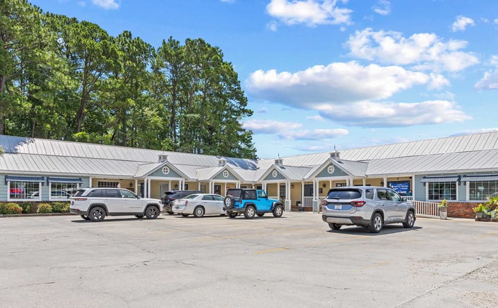 Pictures of Retail, Office property located at 10080 Ocean Hwy - Unit 10 A, Pawleys Island, SC 29585 for lease - image #1