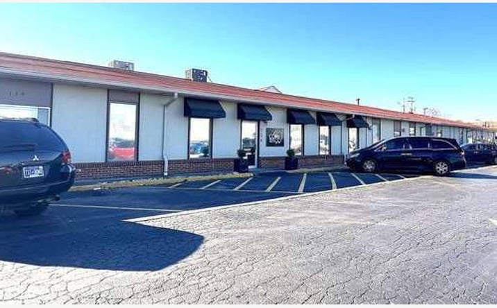 Pictures of Retail, Office property located at 122 E. Division Rd, Oak Ridge, TN 37830 for lease - image #1