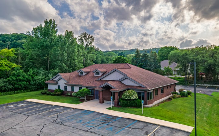 Pictures of Office property located at 5015 N ROYAL DR, TRAVERSE CITY, MI 49684 for lease - image #1