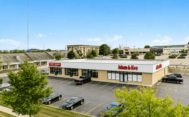 Pictures of Retail property located at 6805 Odana Road, Madison, WI 53719 for lease - image #1
