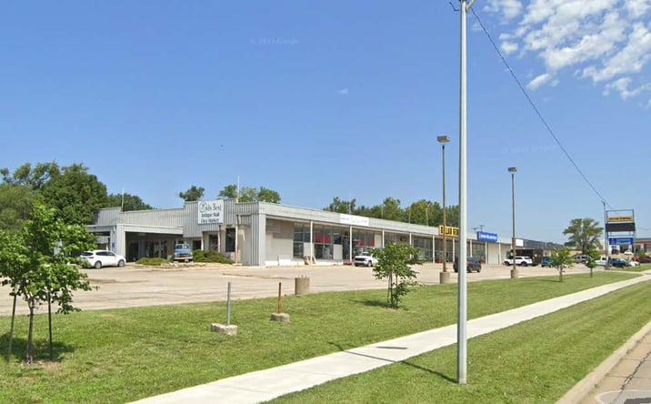 Pictures of Retail, Land property located at SW Topeka Blvd & SW Croix St, Topeka, KS 66611 for lease - image #1