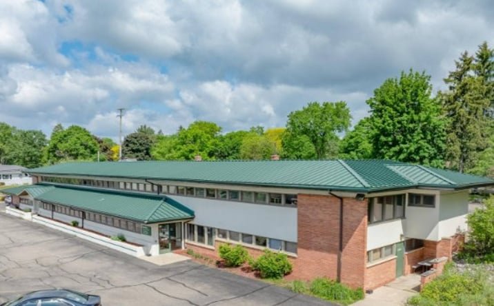 Pictures of Retail, Office, Special Purpose property located at 710 N AVE, BATTLE CREEK, MI 49017 for lease - image #1