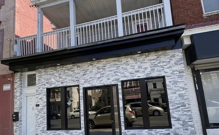 Pictures of Retail, Office, Restaurant property located at 215 Hall Avenue, Perth Amboy, NJ 08861 for lease - image #1