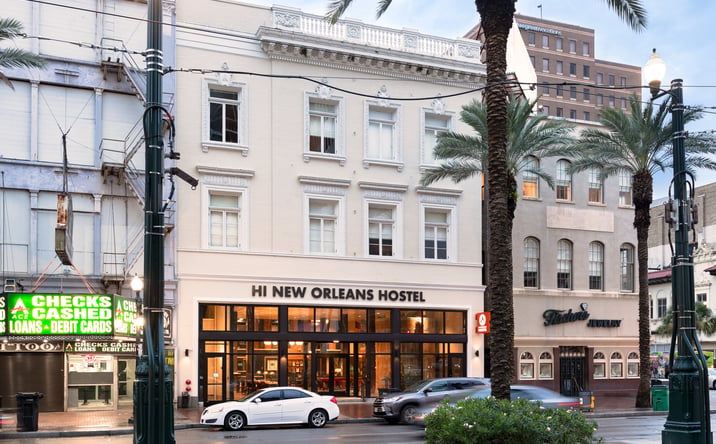 Pictures of Retail property located at 1028 CANAL ST, NEW ORLEANS, LA 70112-2506 for lease - image #1