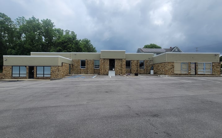 Pictures of Retail, Office property located at 191 US HIGHWAY 31 S GREENWOOD IN 46142-3582, GREENWOOD, IN 46142-3582 for lease - image #1