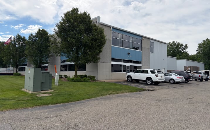 Pictures of Retail property located at 2140 Oak Industrial Drive Northeast, Grand Rapids, MI 49505 for lease - image #1
