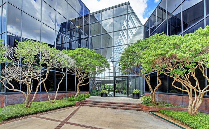 Pictures of Office property located at 3000 Wilcrest Drive, Houston, TX 77042 for lease - image #1