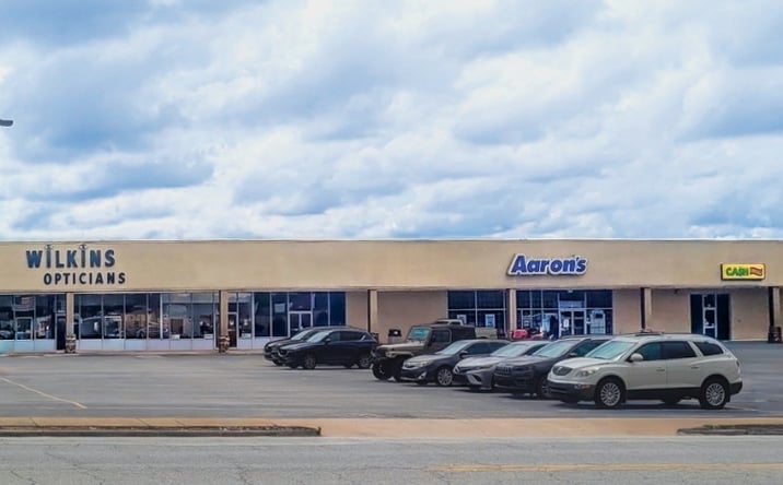Pictures of Retail, Office, Restaurant property located at 404 McCravy Dr, Spartanburg, SC 29303 for lease - image #1