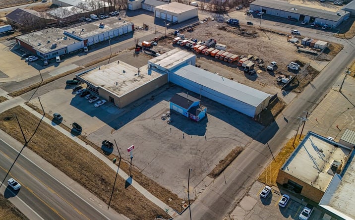 Pictures of Office, Industrial property located at 2710 6th St SW, Cedar Rapids, IA 52404 for lease - image #1
