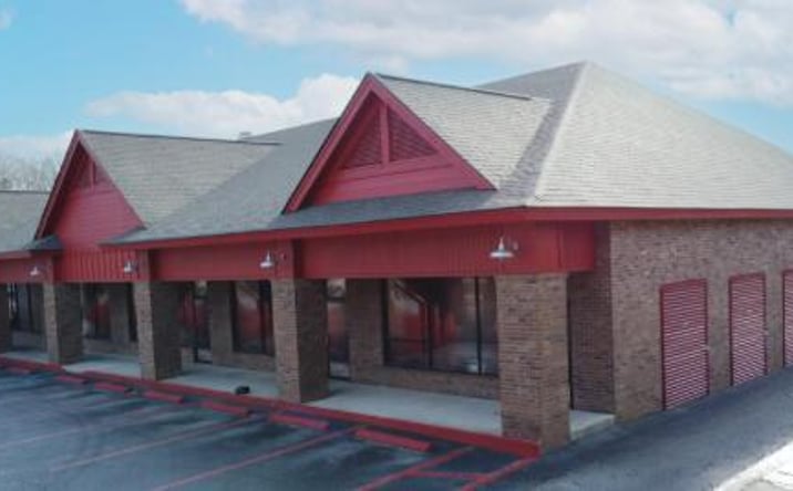 Pictures of Retail property located at 2457 Ashley River Road, Charleston, SC 29414 for lease - image #1