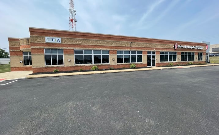 Pictures of Office property located at 4480 Richmond Road, Warrensville Heights, OH 44128 for lease - image #1