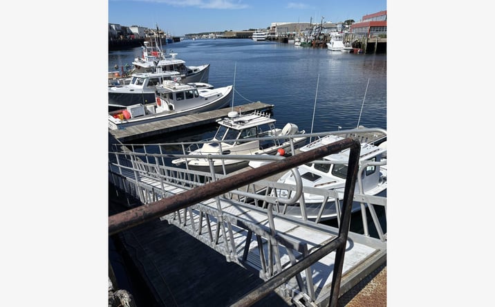 Pictures of Retail, Industrial property located at 7 Parker St, Gloucester, MA 01930 for lease - image #1